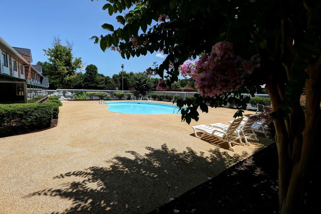 Country Inn & Suites By Radisson, Charlotte I-85 Airport, Nc Exterior photo